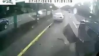 网络爆料车祸视频大全,还原事故现场 第1张 网络爆料车祸视频大全,还原事故现场 第1张